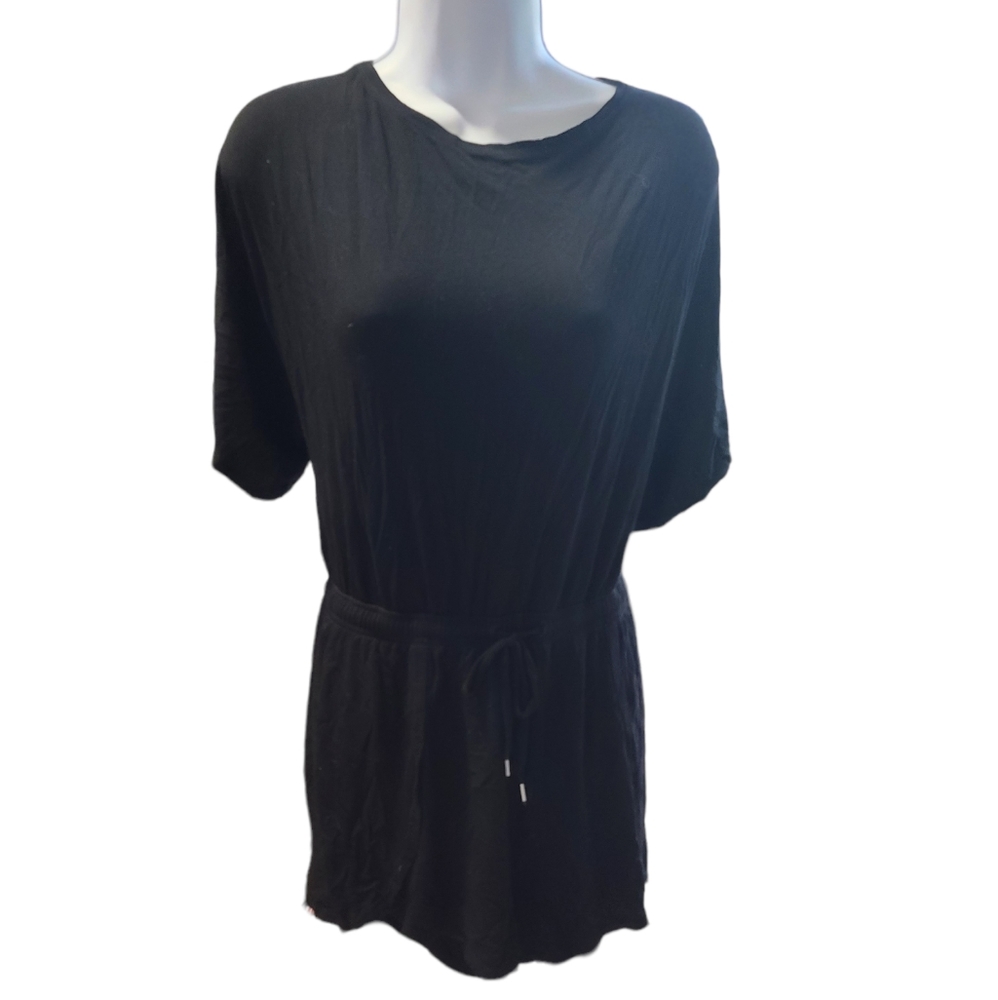 Womans open back black sz S womans GAP romper
